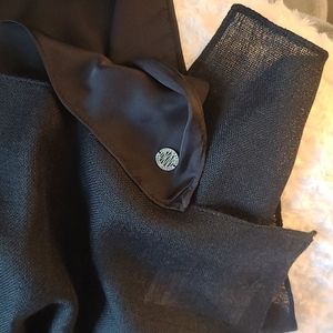 NWT DKNY Large Wrap/Shawl